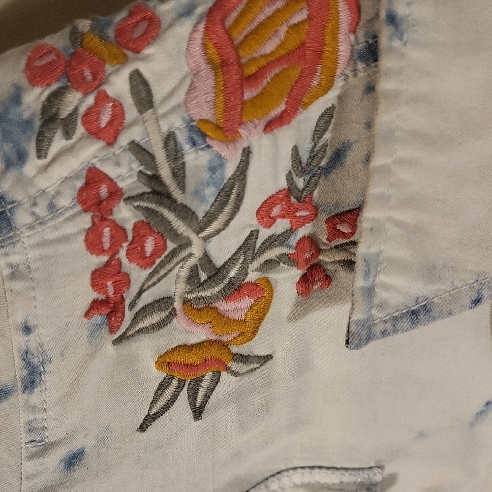 Micheal Ryan Embroidered Tie-Dye Denim Shirt With Pearl Snaps- L - Picture 3 of 10